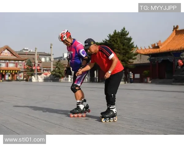 足球明星学习轮滑的好处与挑战分析 足球明星学习轮滑的好处与挑战分析