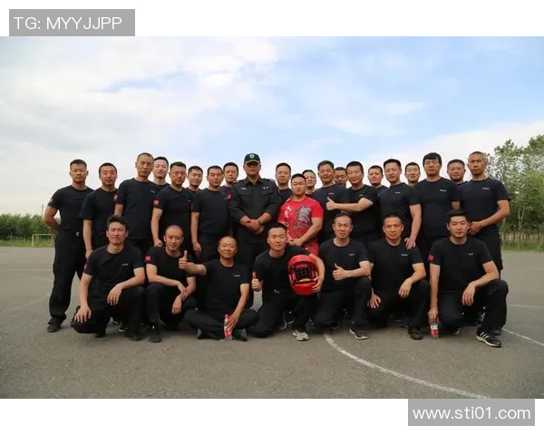 重庆足球队阵地战体系解析与战术创新探讨 重庆足球队阵地战体系解析与战术创新探讨